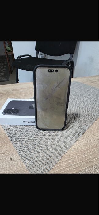 Iphone 16 fara display