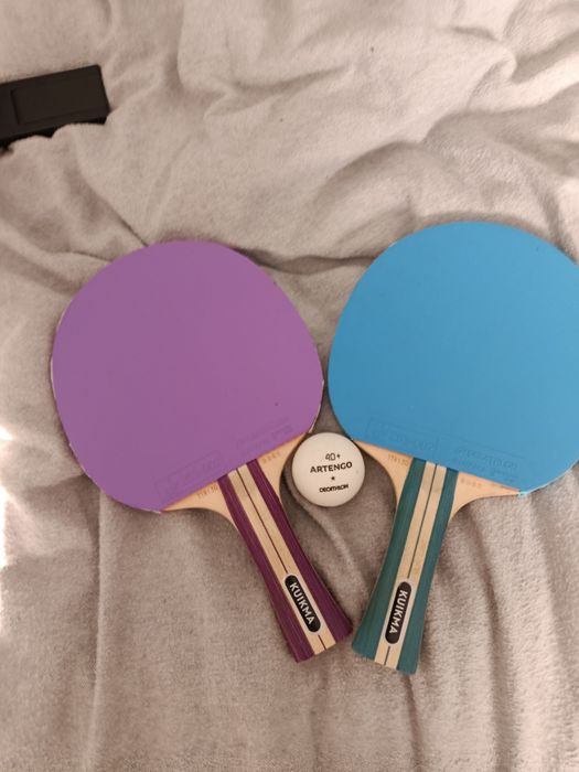 Vând palete de ping pong