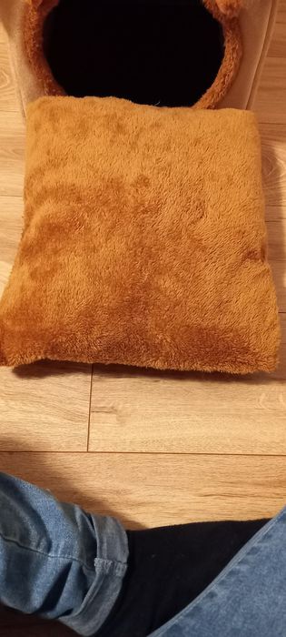 Căsuță pliabilă pentru pisică/ câine de talie mică NOUĂ