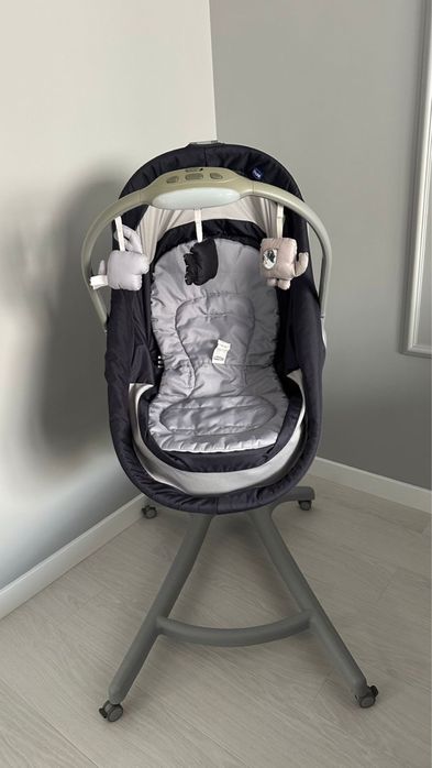 Стульчик-шезлонг Chicco Baby Hug Pro