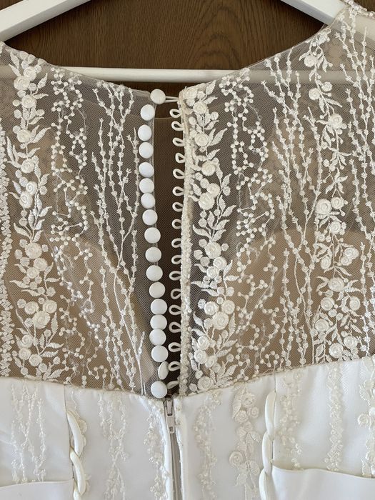 Vând rochie de mireasă