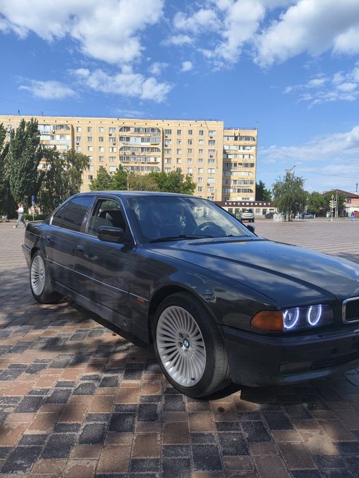 Продам,Бумер 728i