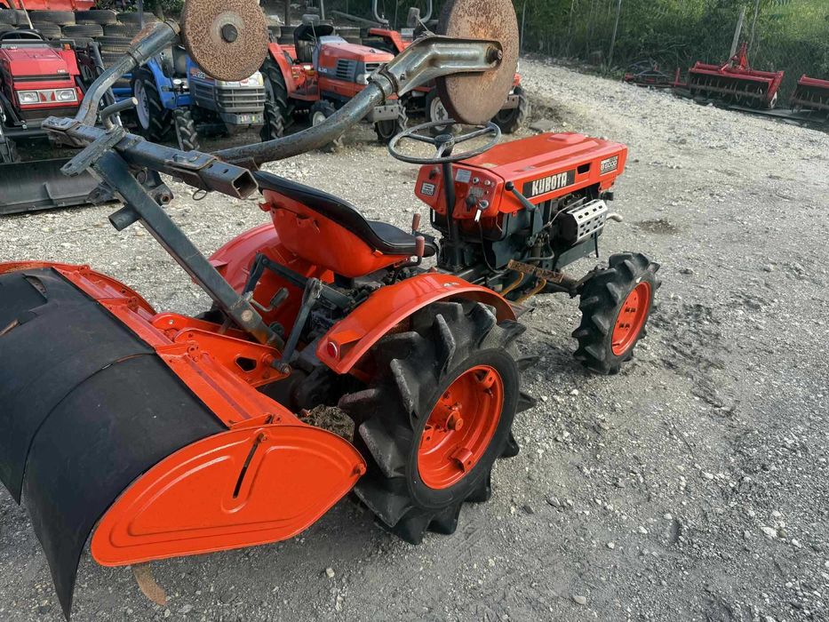 Трактор KUBOTA B6000 4x4