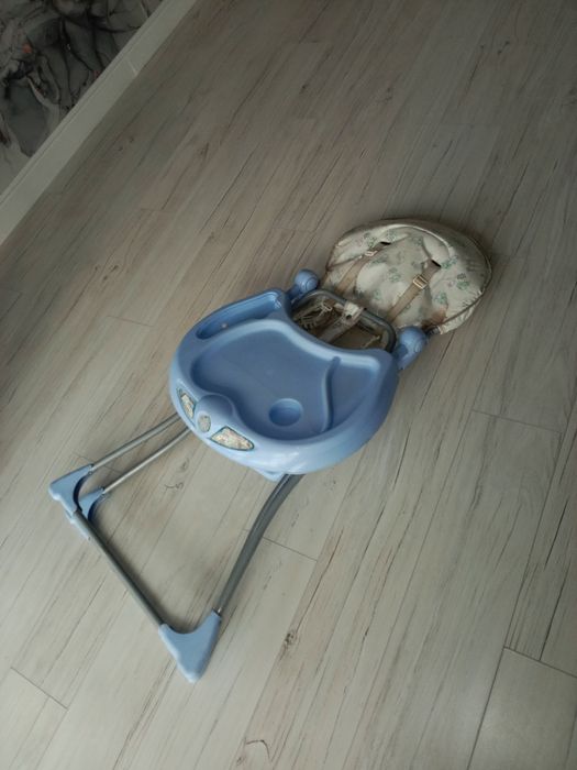 Продам детский стол для кормления