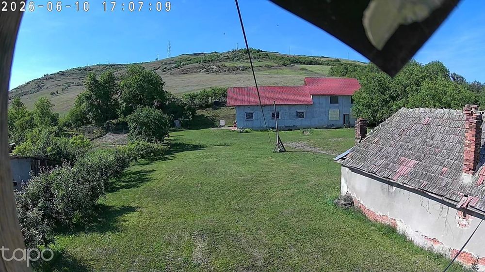 Casă cu teren de vânzare