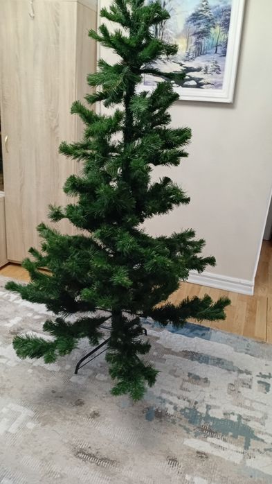 Ёлка  искусственная