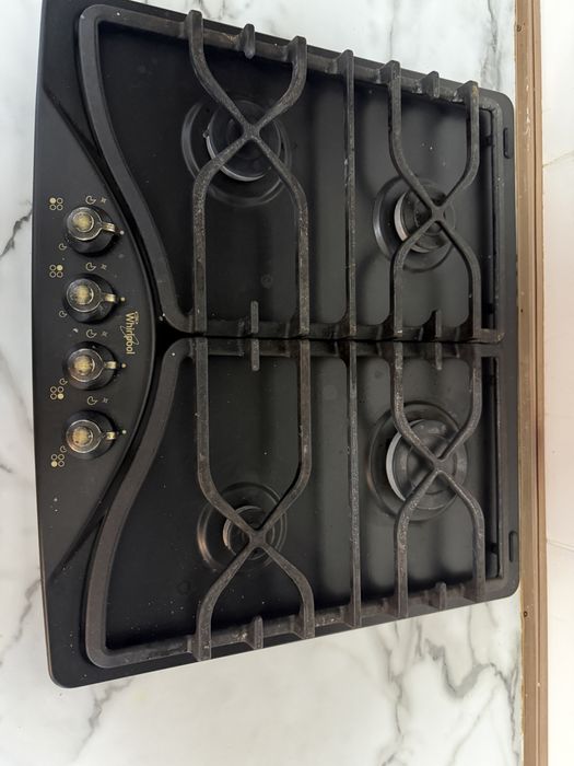 Кухонный гарнитур с техникой