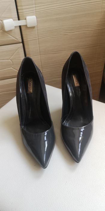 Pantofi gri Schutz