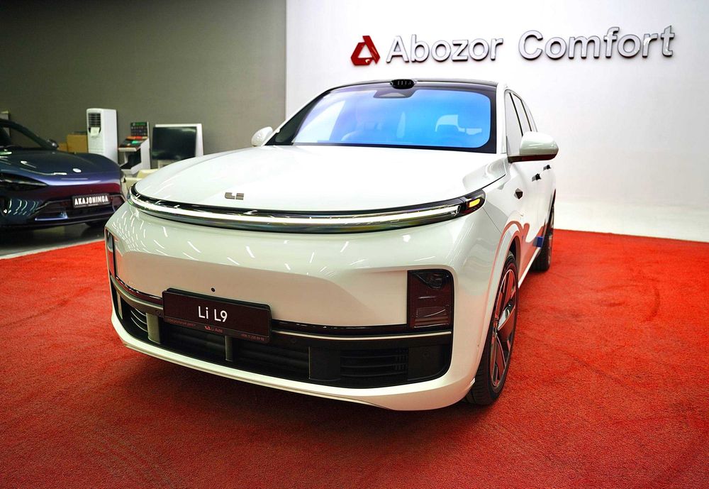 Lixiang L9 Ultra (Белый) 2025