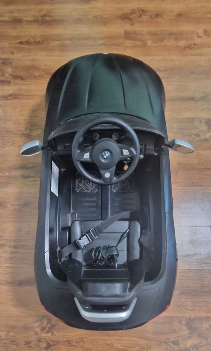 Акумулаторна детска количка