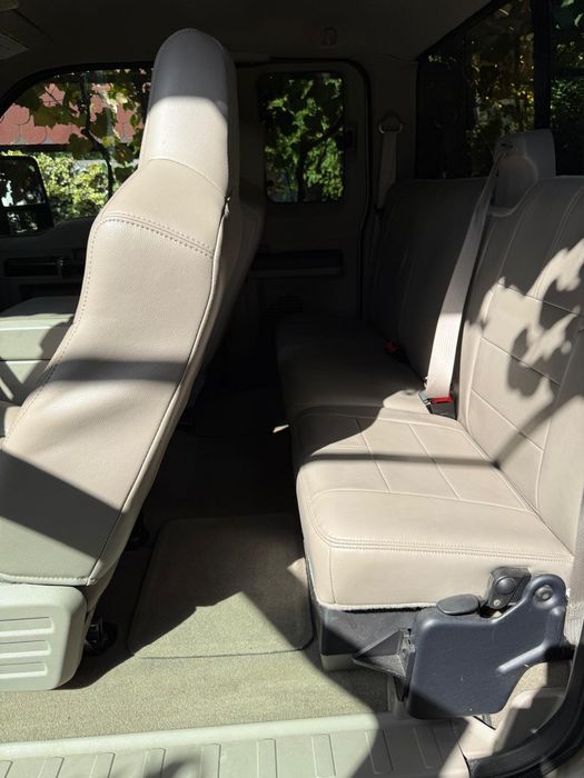 Ford F-350 Super Duty Lariat 6.4 V8 Diesel 4x4 Dually – Autoutilitară