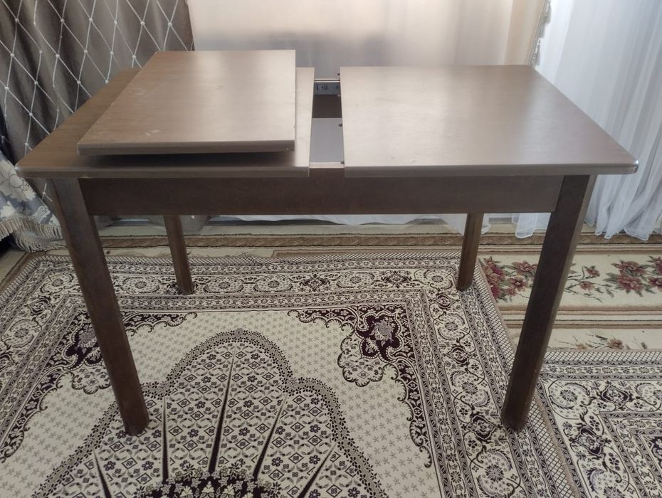 Продам стол раздвижной