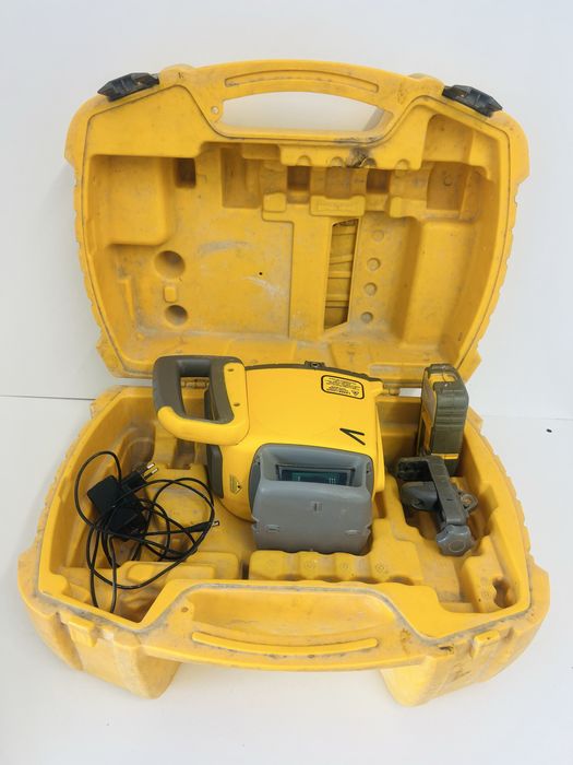 Spectra LL 300 N nivela laser rotativa