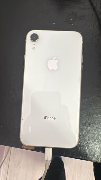 Iphone XR белый//