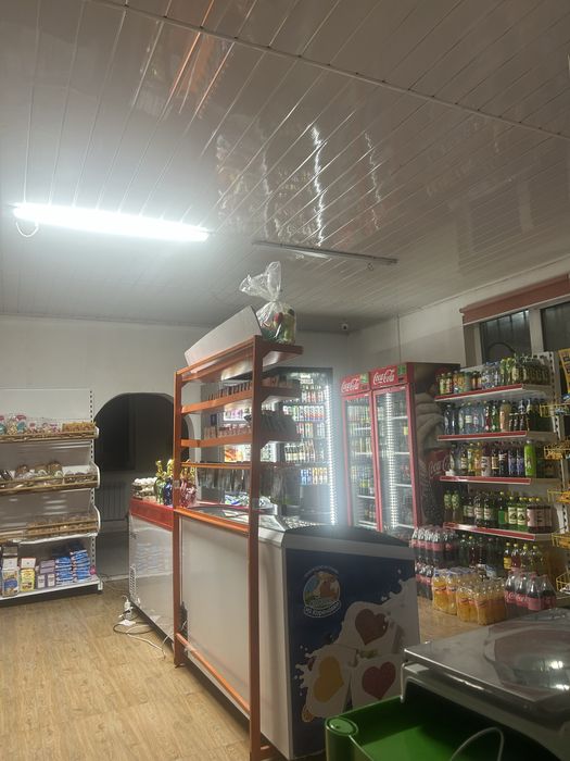 Продам стелажжи для магазина