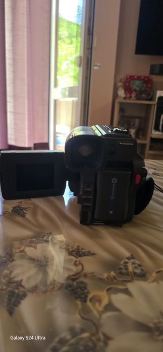 SONY Видеокамера CCD-TRV108E PAL