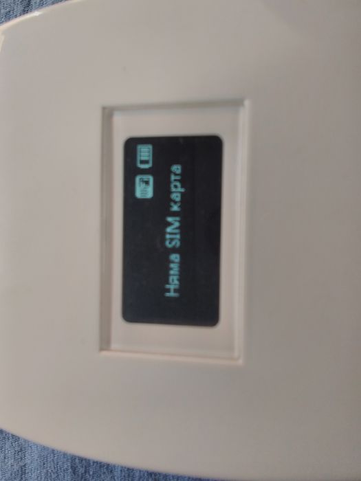 бисквтка- рутер със сим карти за  мобилен интернет на Виваком България