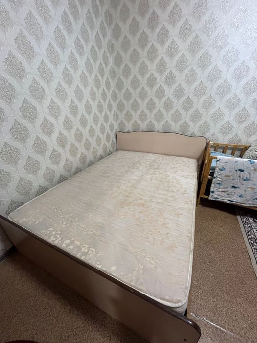 Продам кровать недорого