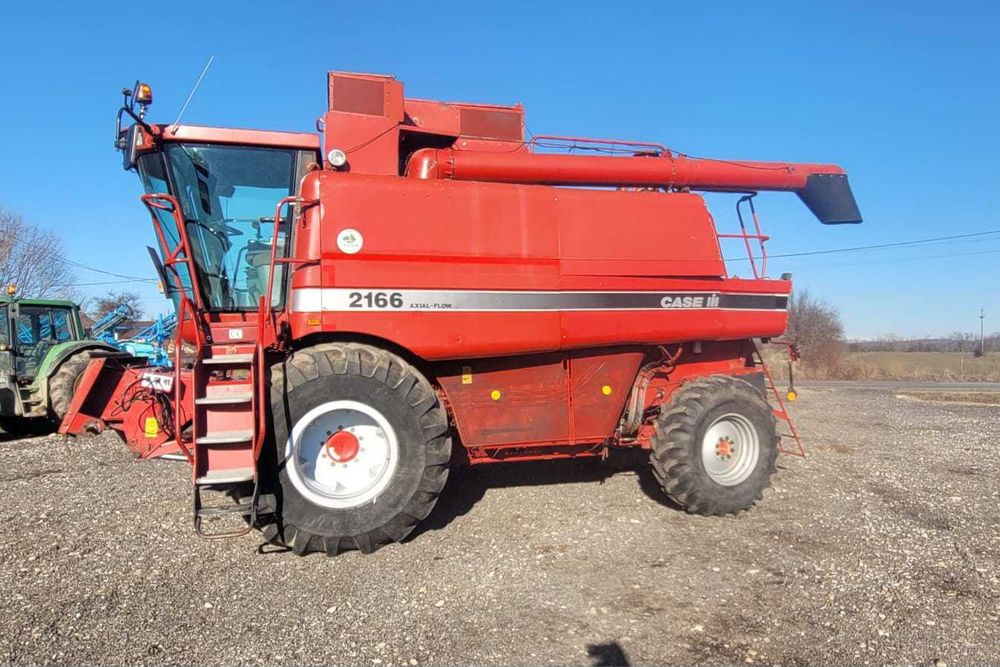 Combina Case Axial 2166 4x4