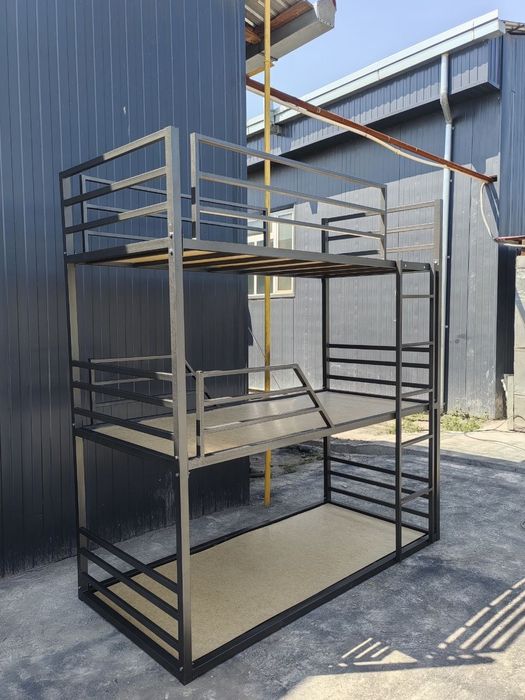 Loft mebellar zakazga yasaymiz