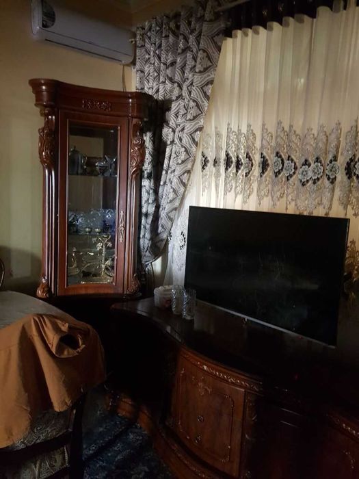 Гостевой мебель, угловые стенки и подставка для телевизора