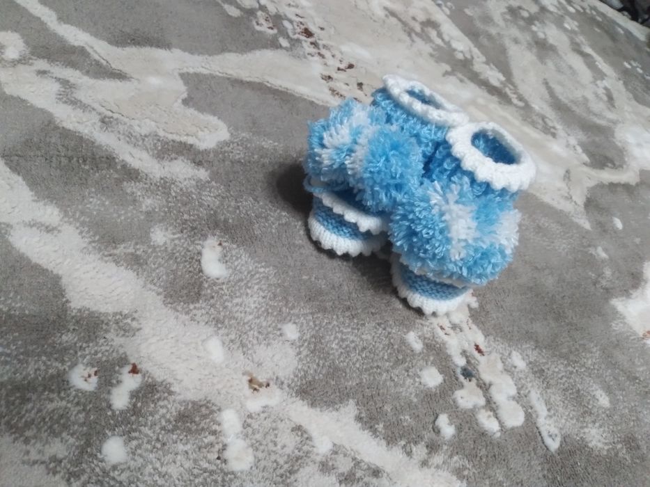 Продам детские пинетки