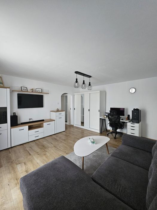 Apartament 2 camere Micro 11