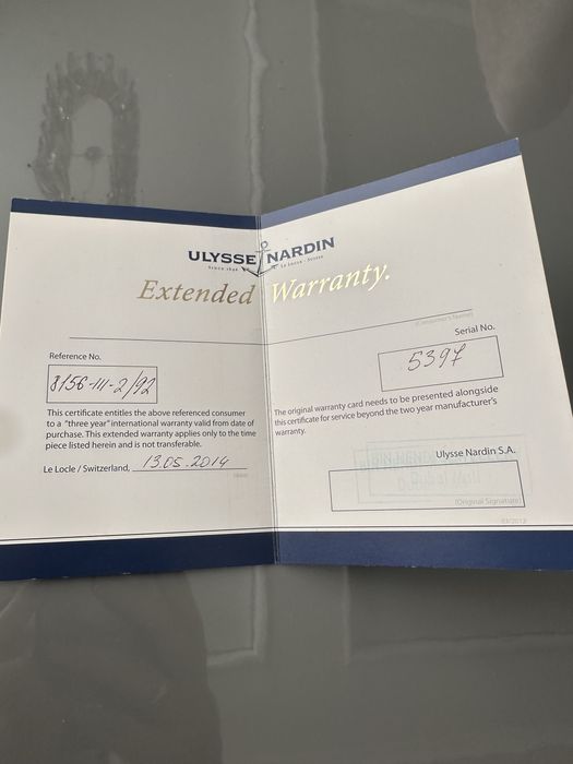 Часы золотые наручные Ulysse Nardin