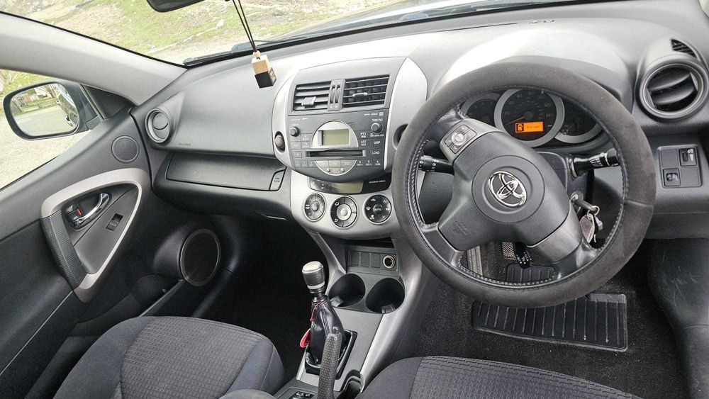 Toyota RAV 4  2.2  D4D