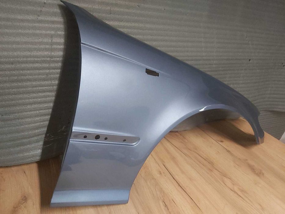 Aripa Fata Dreapta BMW E46 An 2002-2005 (372 (Albastru))