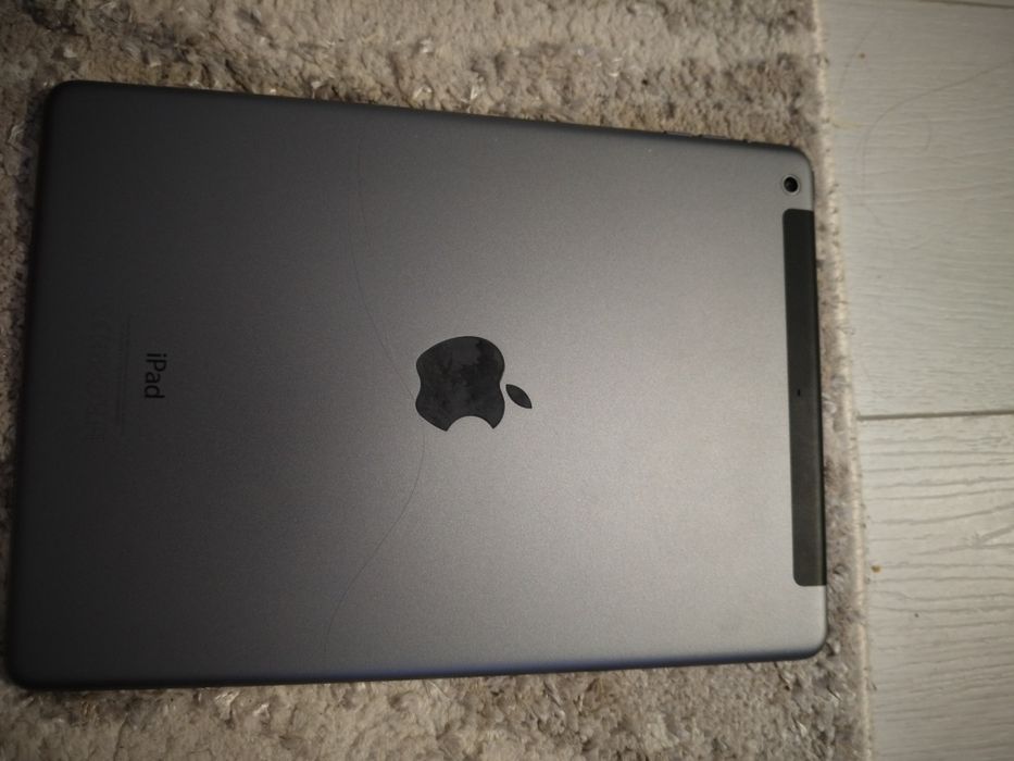 iPad Air 64GB Blocat