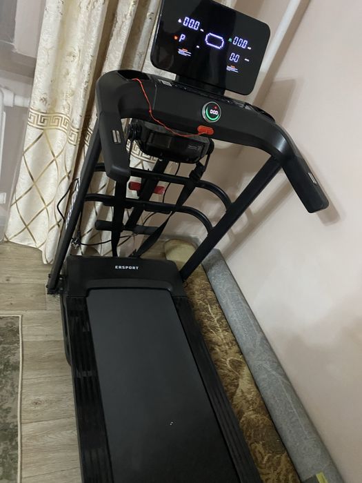 Сочно продам беговые дорожку