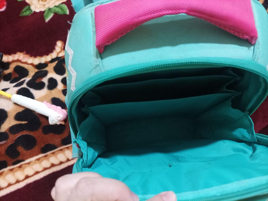 Продаётся портфель рюкзак ранец для девочки