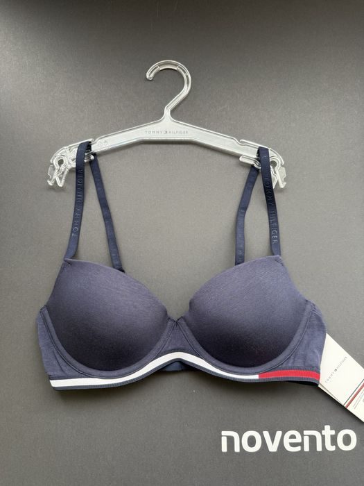 Тъмносин сутиен Tommy Hilfiger /70B,C,D; 75B,C,D; 80BC,D/