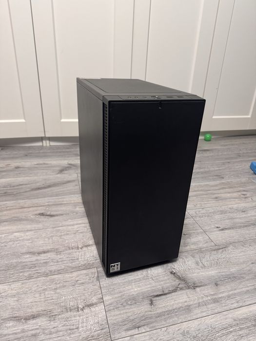 Calculator Gaming i7 8700K, 32GB/16GB , NVMe, HDD, AMD Radeon RX5700 8GB DDR6 256Bit
