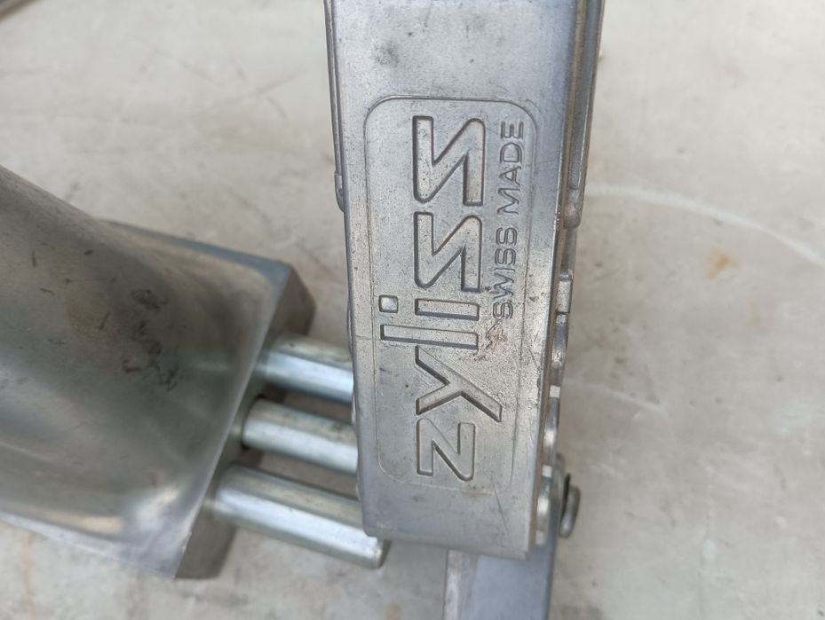 Швейцарски менгемета zyliss