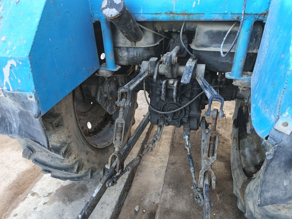 Traktor mtz 80 bartavoy