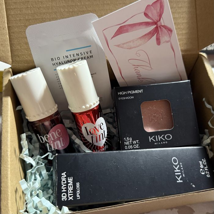 Премиум лотове с козметика!