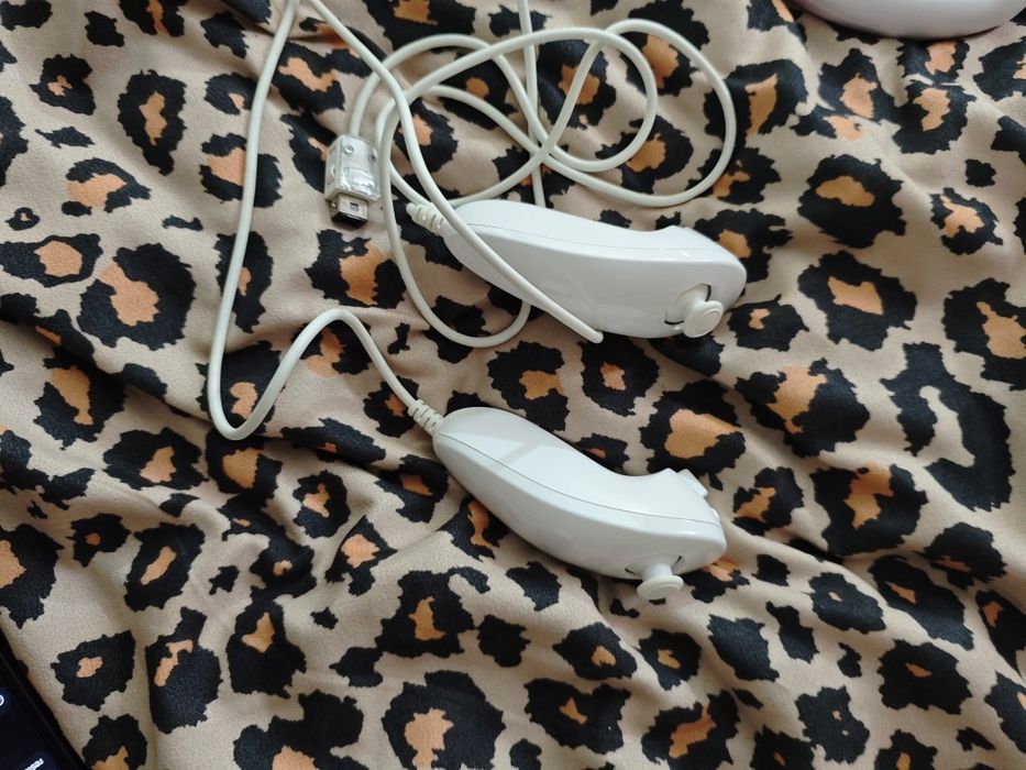 Vând Nintendo Wii modat