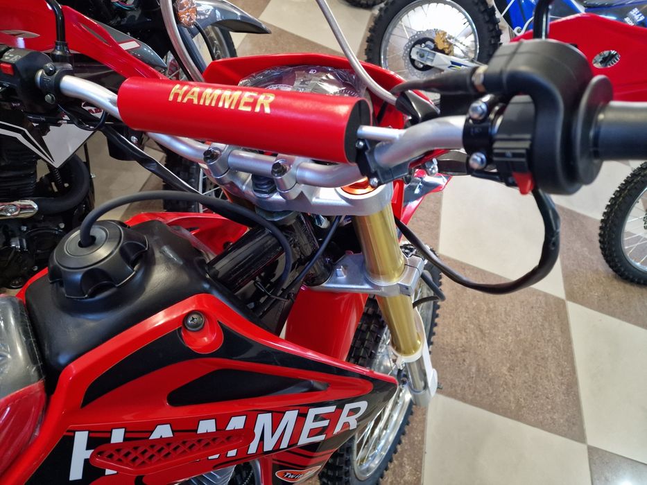 Мотоцикл Эндуро HAMMER 250 с 172 двигателем