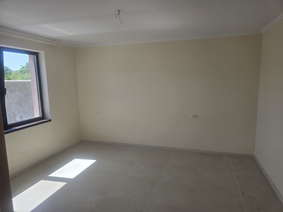 Vand casa noua in Oradea  OFERTA