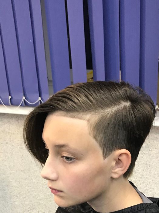 Парикмахер — сложные женские стрижки, окрашивание, химическая завивка