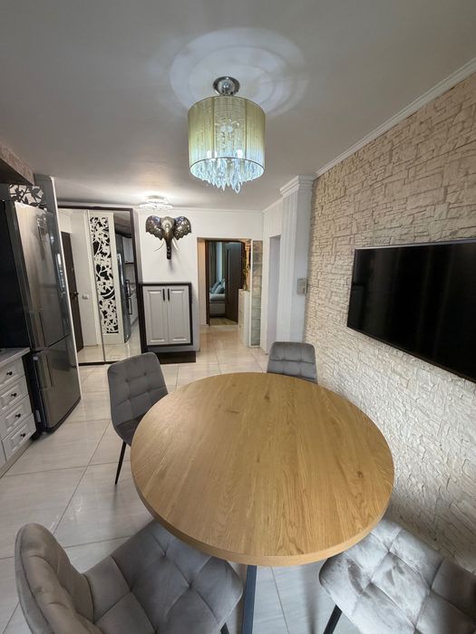 Apartament pentru închiriat