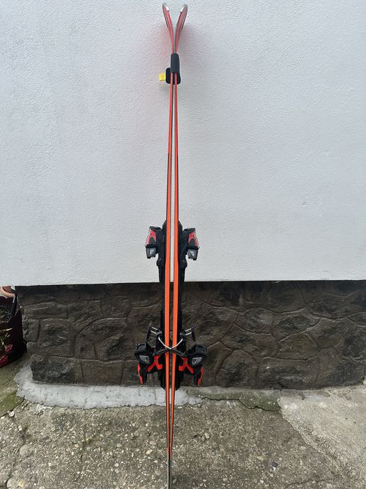 Schiuri Atomic Redster TI, model 2022/23 in stare f buna! Lungime 161