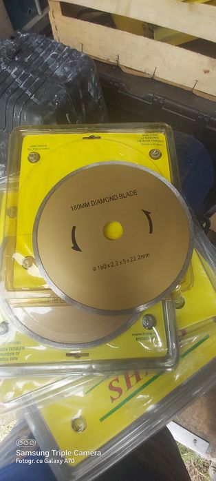 Disc 180mm//Disc 230mm