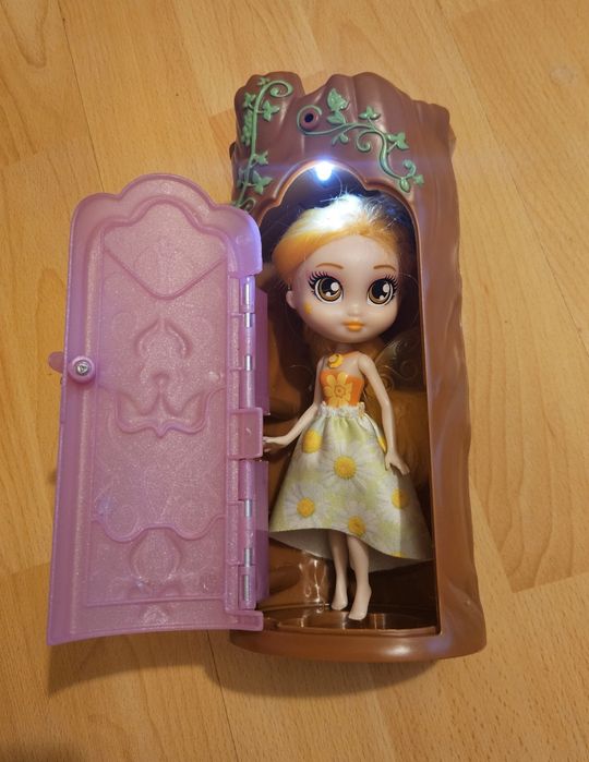 Set de joaca  Bright Fairy Friends - Zana si casuta copac