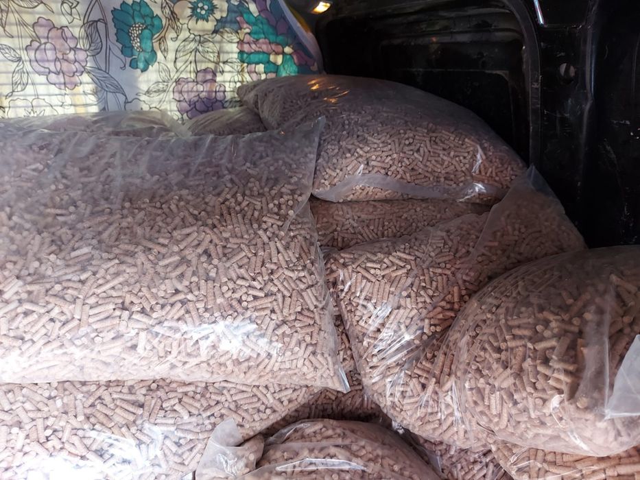 Presă pentru  peleti