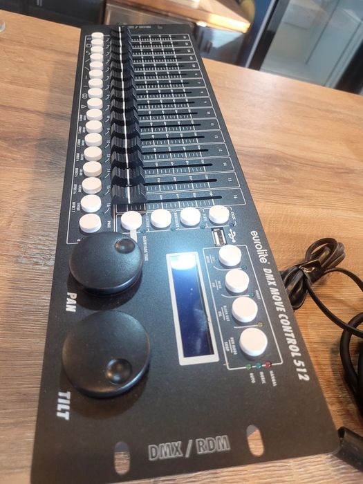 Lumini, laser, consola lumini, masina fum