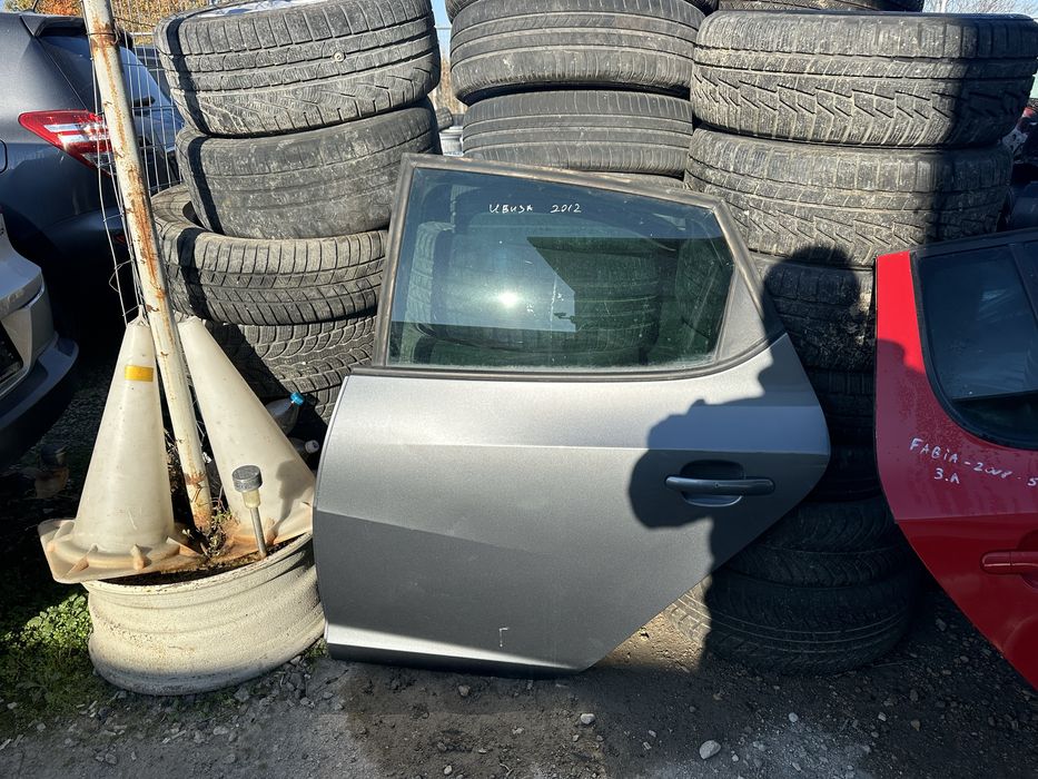 Задна лява врата за Сеат Ибиза 6j 2008-2013г.!