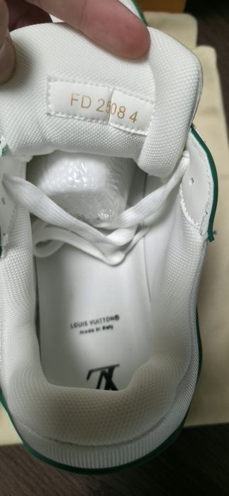 louis vuitton trainers.green,white